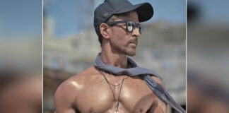 Hot hunk Hrithik goes shirtless