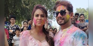 Kamal Kumar Proposes His Co-Star Nia Sharma On The Set