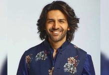 Kartik Aaryan Wants To Know “Kitna S*xy Dikh Raha Hoon?” Kartik Aaryan throws a 'sexy' question to fans