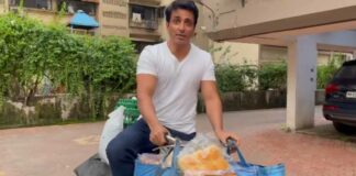 Sonu Sood sells eggs, bread from 'Sonu Sood ki Supermarket' on a cycle