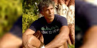 Super-fit Milind Soman flaunts shirtless beef in new post (Lead)