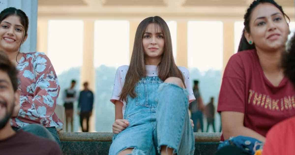 14 Phere Movie Review: A 'Tragedy Of Errors' Ft. Vikrant Massey, Kriti Kharbanda