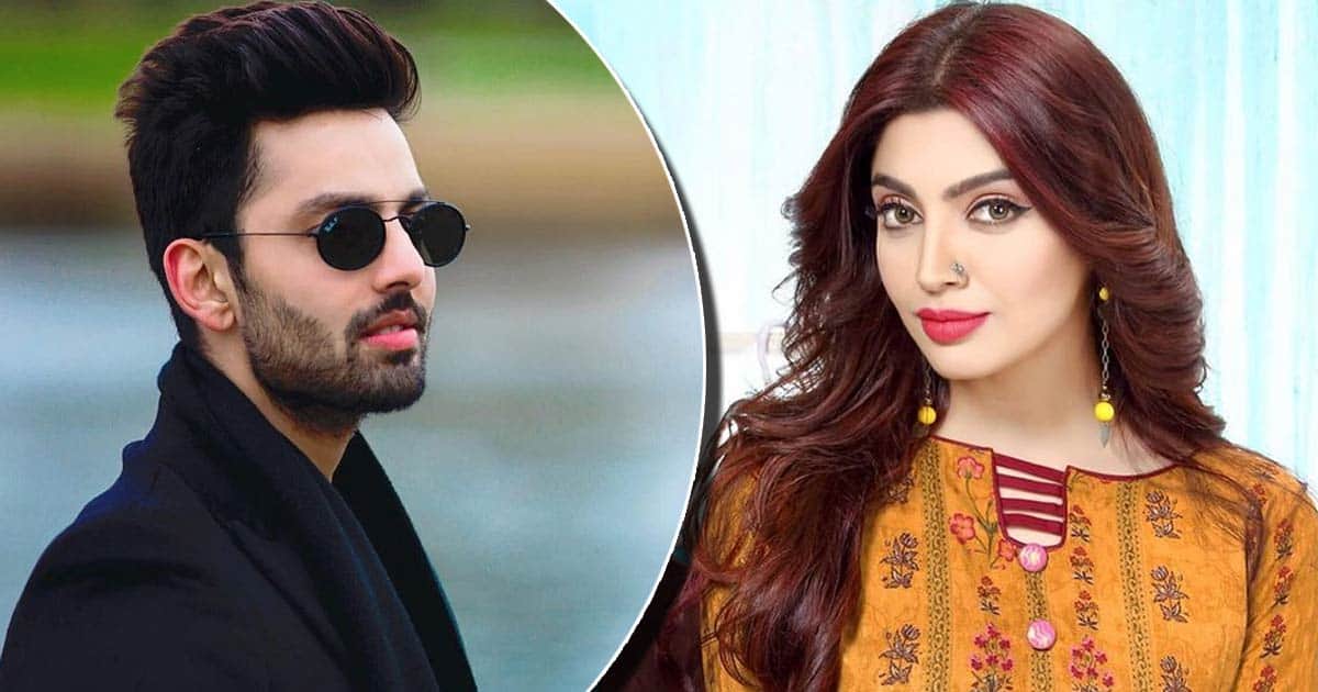 Akanksha Puri couldn't stop cuddling Himansh Kohli during Kashmir shoot