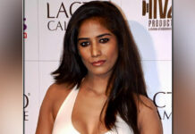 Poonam Pandey Throwback