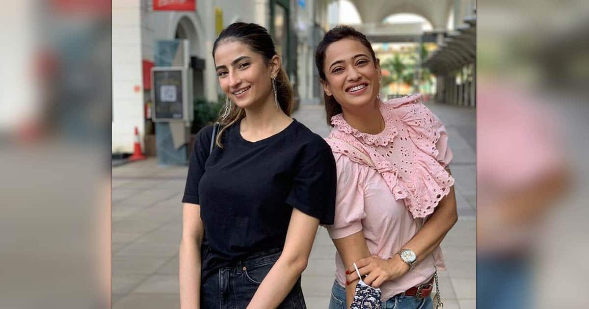 When Shweta Tiwari’s Daughter Palak Tiwari Shopped Makeup Worth Rs 1.8 Lakhs For Her 16th Birthday, Read On