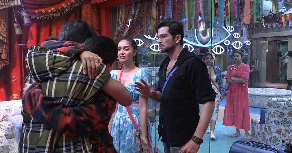 Bigg Boss OTT: Zeeshan Khan Evicted After Ugly Fight With Pratik Sehejpal & Nishant Bhat, Divya Agarwal Breaks Down