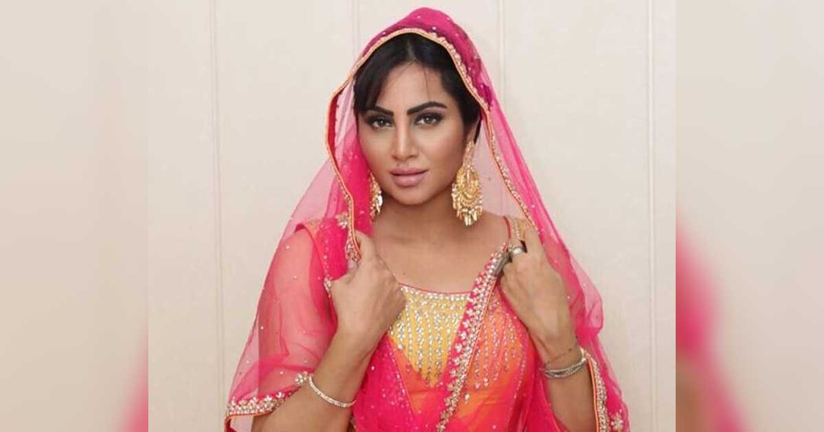 Born In Afghanistan, Arshi Khan Is Hurt & Worried Over Taliban Taking Over The Country, Says “It’s A Bad Time & We Are Helpless”