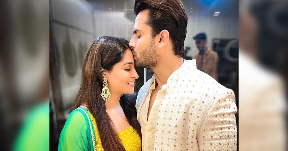 Dipika Kakar Gives It Back To Troll Who Claims Shoaib Ibrahim & Family Treat Her Like A Maid