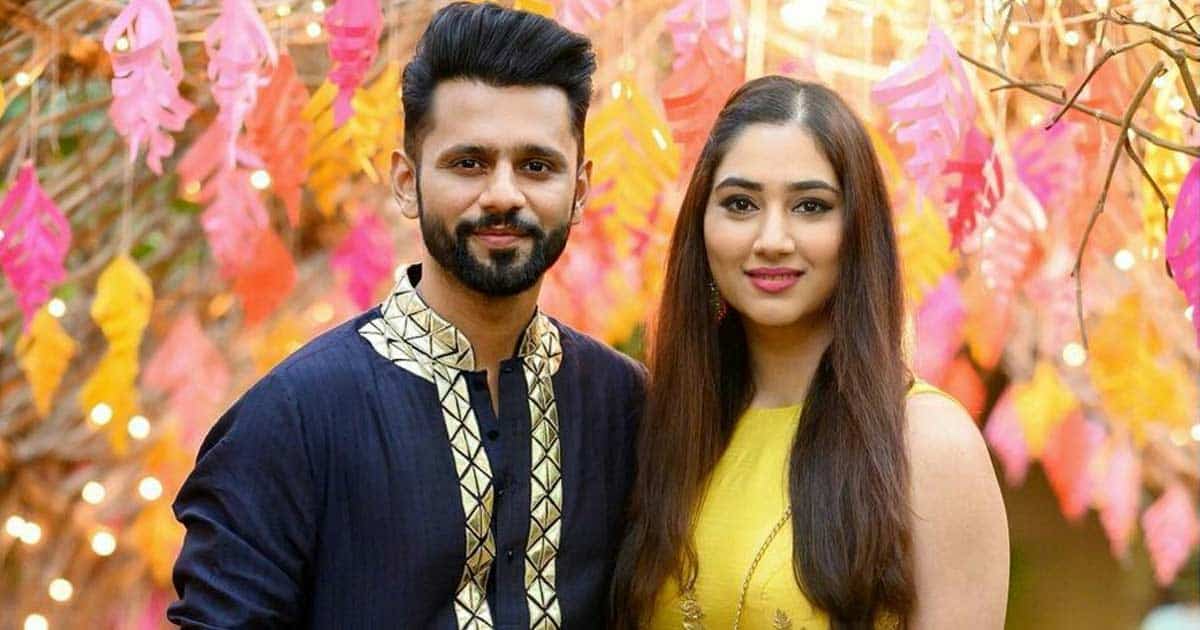 Disha Parmar Credits Rahul Vaidya For Bade Achhe Lagte Hain 2