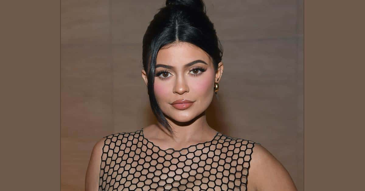 Kylie Jenner's Fans Believe That She Is Pregnant Again Through Birthday Photos: "She's Definitely Pregnant"