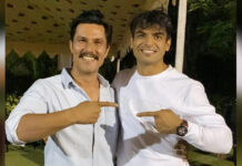 Olympic Champion Neeraj Chopra Has His Fan-Boy Moment With Randeep Hooda Randeep Hooda meets Olympic hero Neeraj Chopra