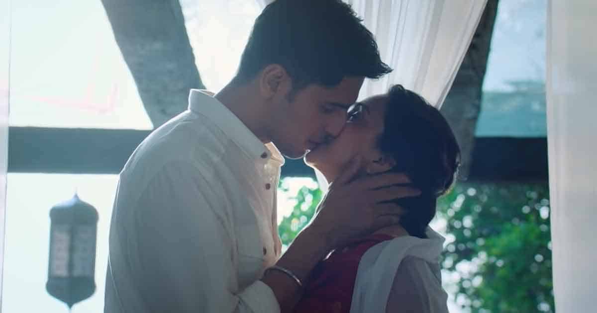 Shershaah Movie Review: Sidharth Malhotra Masterfully Reenacts The Powerful & Colorful Life Of Vikram Batra