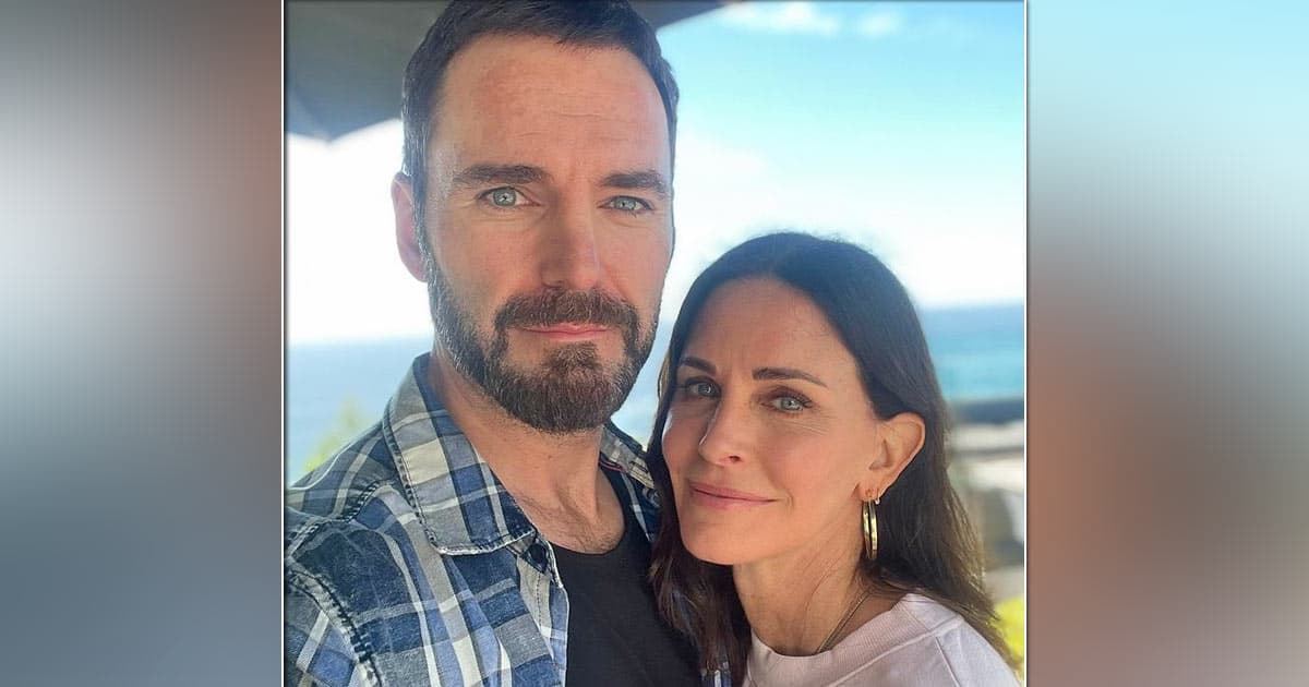 Courteney Cox Has Joined Sweetheart Johnny McDaid For A Trip To London For His Band Snow Patrol's Performance!
