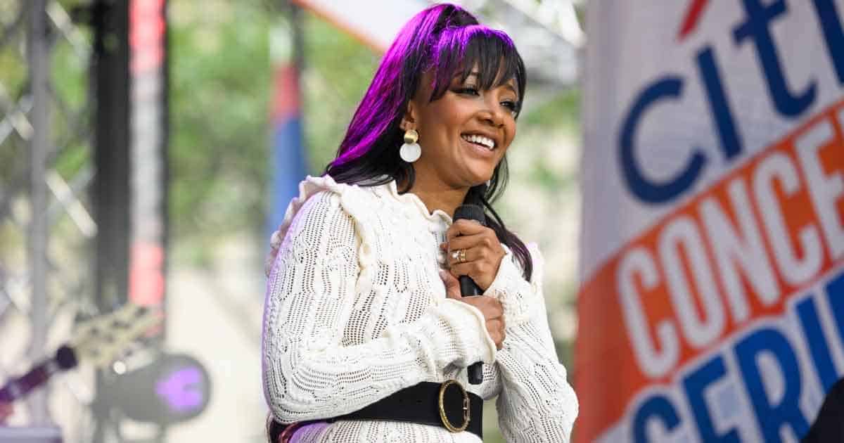 Mickey Guyton To Receive 'Breakout Artist' Award At CMT Artists Of The Year