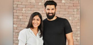 Mrunal Thakur joins Aditya Roy Kapur in 'Thadam' remake