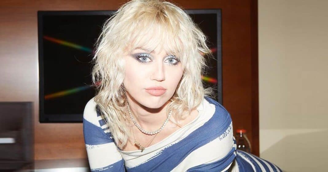 When Miley Cyrus Faced Trolls That Said "Why Do You Sound Like A Man"