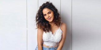 Taarak Mehta Ka Ooltah Chashmah Fame Palak Sidhwani Gives Pokes Fun At Her Fan