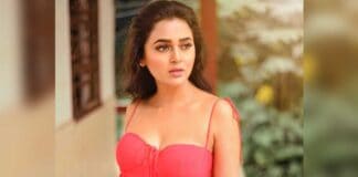 Tejasswi gets naughty in the house, flirts with Bigg Boss