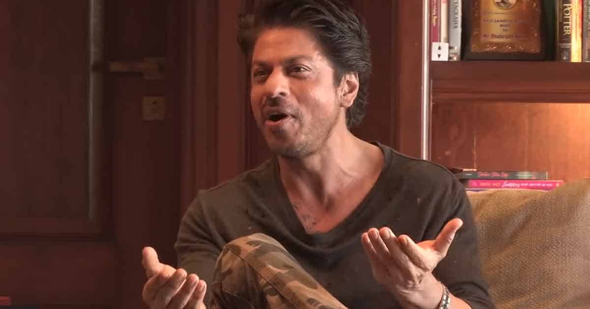 When Shah Rukh Khan Scared The Sh*t Out A Reporter, Jokingly Threatened To  Kill Him Over Questions On His Smoking Habits: Aapko Chor Diya Mai Jail  Me Hi Hota Agar Aap