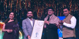 Prasoon Joshi receives 52nd IFFI's Film Personality of the Year award