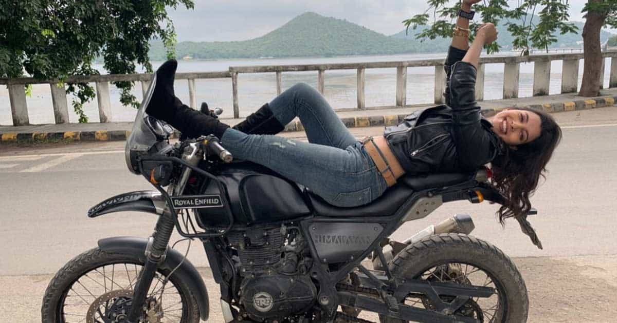 'Tere Bina Jiya Jaye Na' Actor Riya Deepsi Talks About Learning Bullet For The Show