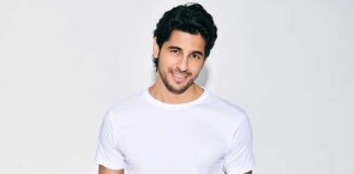Sidharth Malhotra expresses his interest to join 'One Mic Stand'