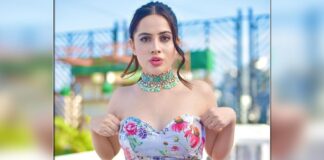 Urfi Javed Gets Trolled Once Again For Her Bold Outfit; Here Are The Deets!