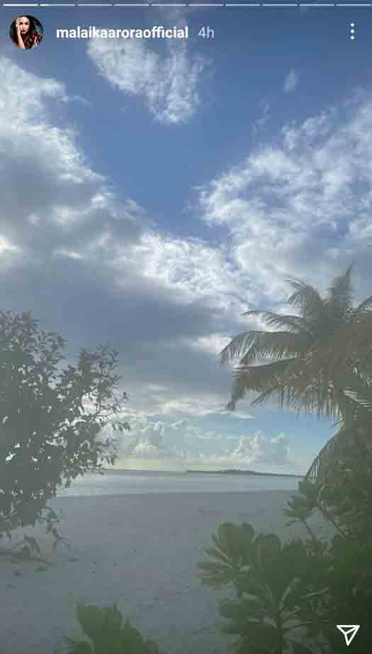 Are Arjun Kapoor & Malaika Arora Vacationing Together In Maldives? Pics Show The Beachy Shores Sans The Other