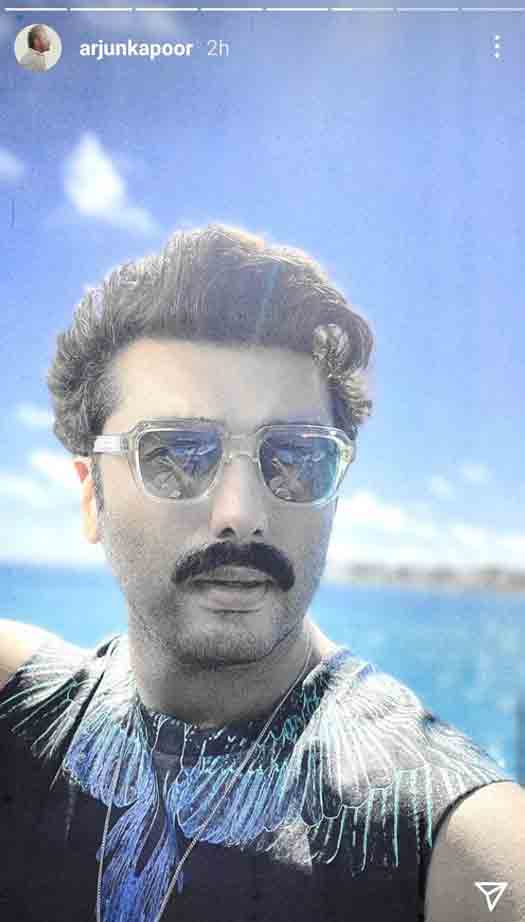 Are Arjun Kapoor & Malaika Arora Vacationing Together In Maldives? Pics Show The Beachy Shores Sans The Other