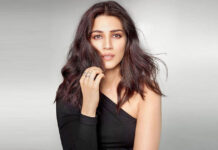 Kriti Sanon Apologizes To A Fan Getting Bullied Because Of 'Param Sundari'