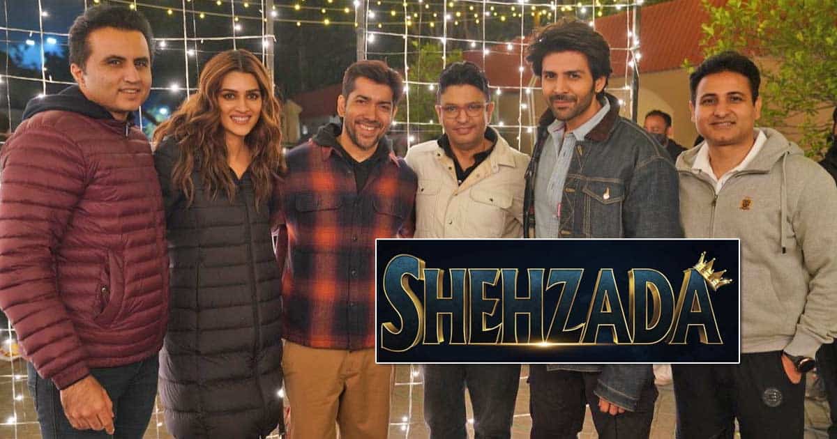 Picture! The entire team of Shehzada huddle up to commence the night schedule of the film.