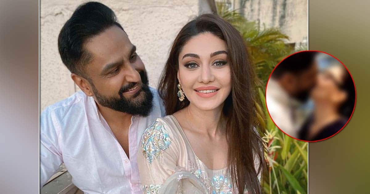 Shefali Jariwala & Parag Tyagi Brutally Trolled For Showing Heavy PDA In Public