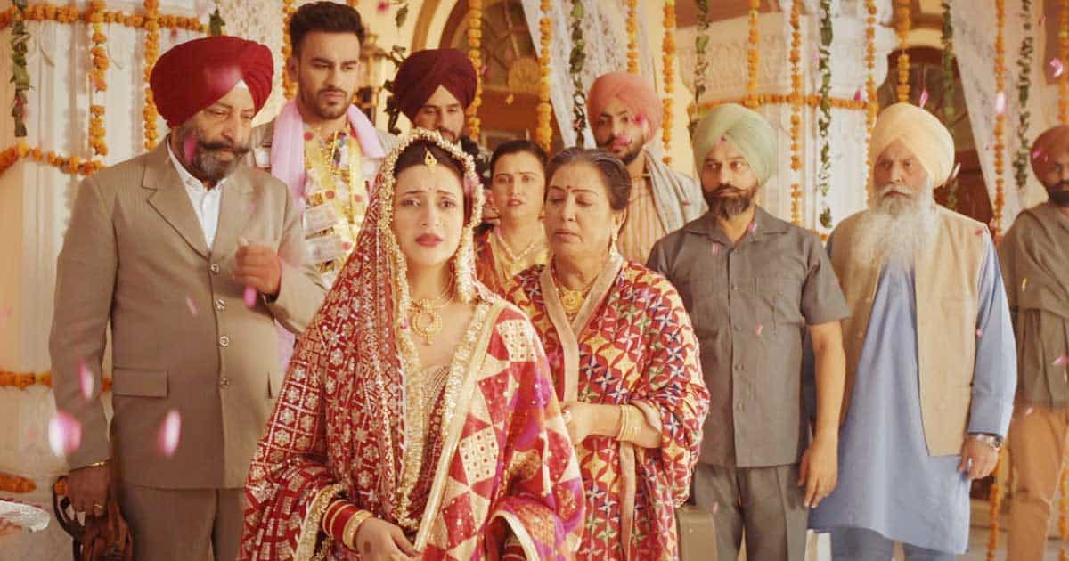 Divyanka Tripathi Dahiya features in her first ever music video in a song by Meet Bros