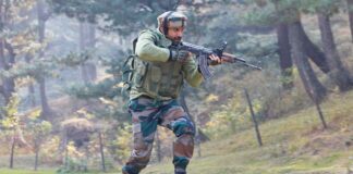 Farhan Akhtar recalls shooting of 'Lakshya' in Ladakh on 'Mission Frontline'