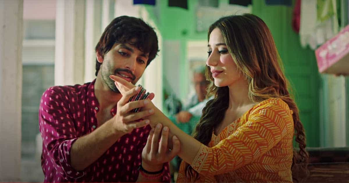 Himansh Kohli, Heli Daruwala recall shooting in Rajasthan for latest track 'Meri Tarah'Himansh Kohli, Heli Daruwala recall shooting in Rajasthan for latest track 'Meri Tarah'Himansh Kohli, Heli Daruwala recall shooting in Rajasthan for latest track 'Meri Tarah'