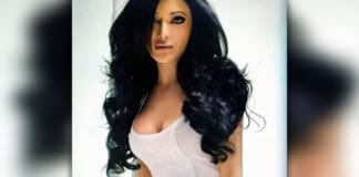 Koena Mitra Says She Was Tortured For Three Years After She Talked About Her Plastic Surgery