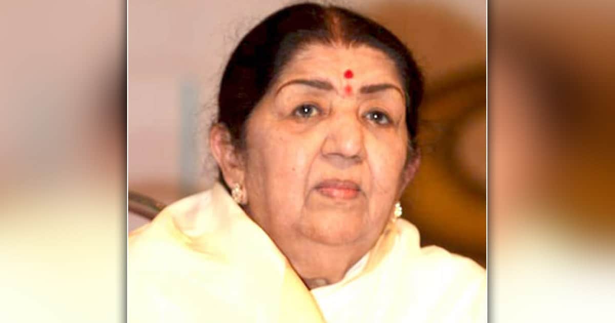 Prayers for Lata Mangeshkar in Ayodhya