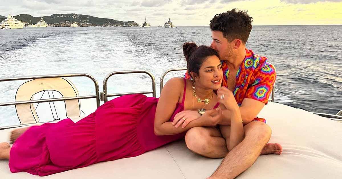 Priyanka Chopra's Mushy Picture With Nick Jonas Trolled - Deets Inside