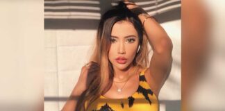 Ramanand Sagar’s Granddaughter Sakshi Chopra Gets Trolled For Showing Off Her Cleavage At Airport; Netizen Says, ‘Kapde Pehanna Bhool Gayi Hai’