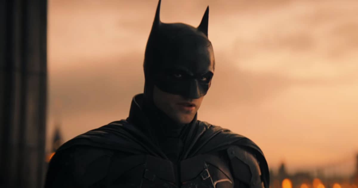 The Batman: Robert Pattinson Agrees To Fan Theories Of His 'Dark Knight'  Keeping His Parents Alive Through Fighting Street Thugs