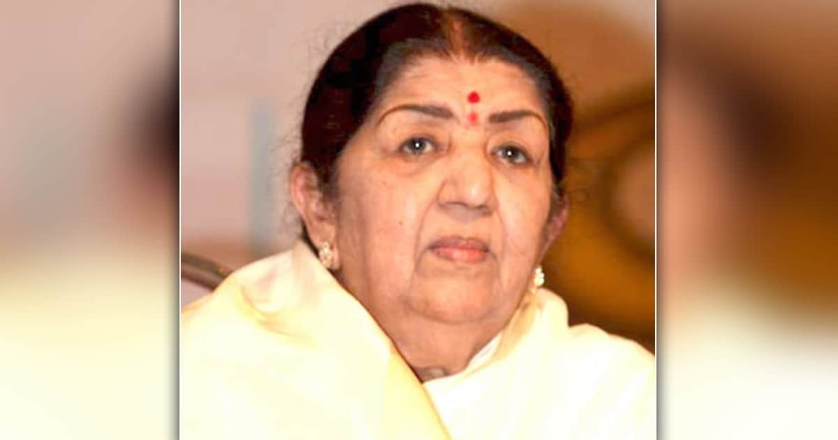 Veteran Singer Lata Mangeshkar Gets Hospitalized After Testing Covid Positive