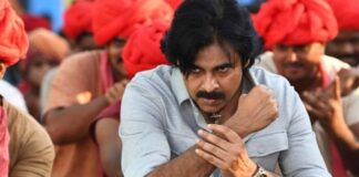 Pawan Kalyan's pic from sets of 'Bheemla Nayak' amplifies the buzz