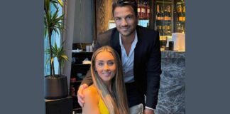 Peter Andre's wife plans 'naked' birthday gift