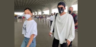 Alia Bhatt Is Amused As Ranbir Kapoor Says “Chalte Hue Pictures Aur Better Lagte Hai” To Paps At The Airport – Watch