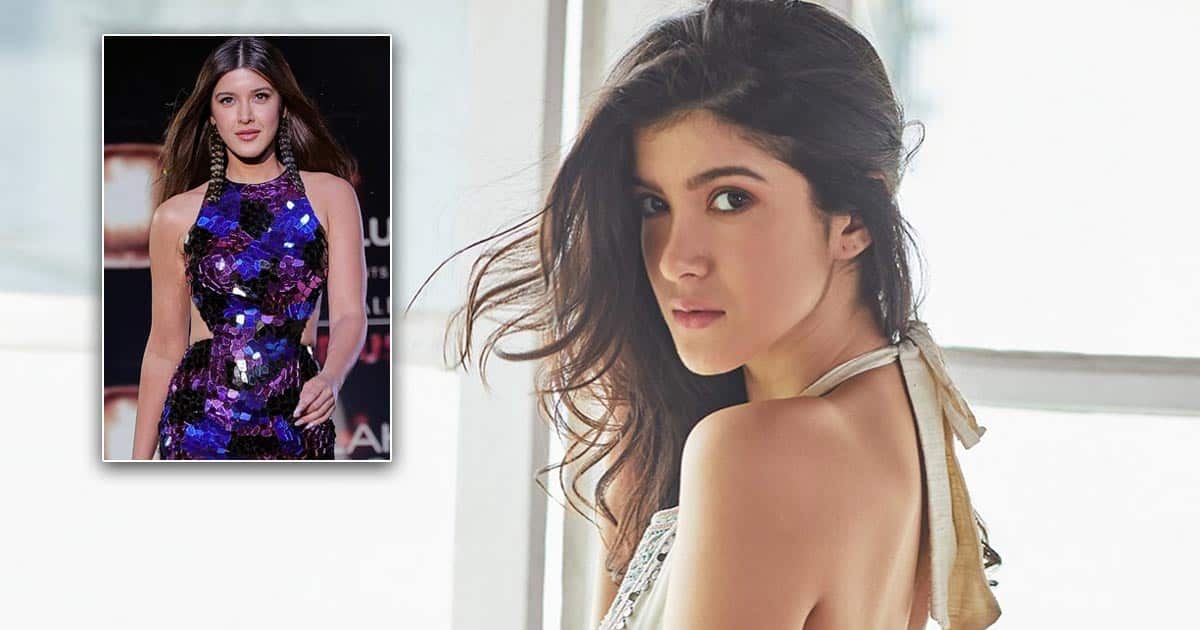 Netizens Aren’t Impressed With Shanaya Kapoor’s Debut Ramp Walk, Comment “Ye Walk K Naam Pe Dhabba”