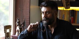 The Kashmir Files: Director Vivek Agnihotri's 2012 Pic Praying In Front Of Jama Masjid Goes Viral! Read On