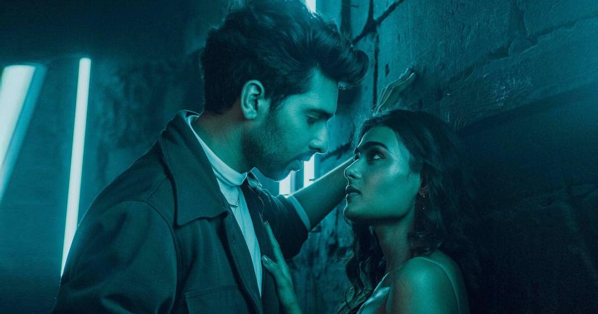 Armaan Malik announces new single 'Nakhrey Nakhrey' featuring Shalini Pandey