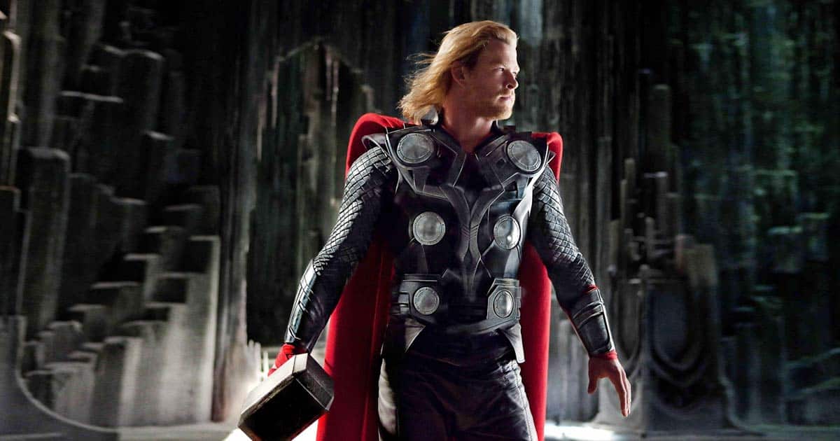 Hollywood Movie Costumes and Props: Chris Hemsworth's Thor costume from  Avengers: Infinity War on display