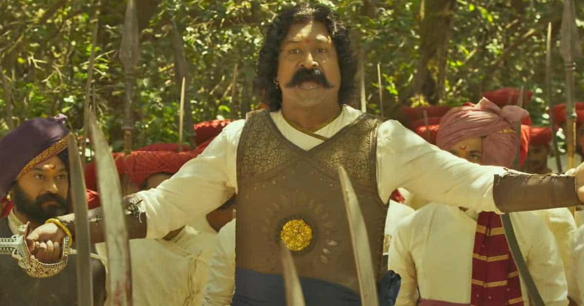 Sarsenapati Hambirrao Movie Review