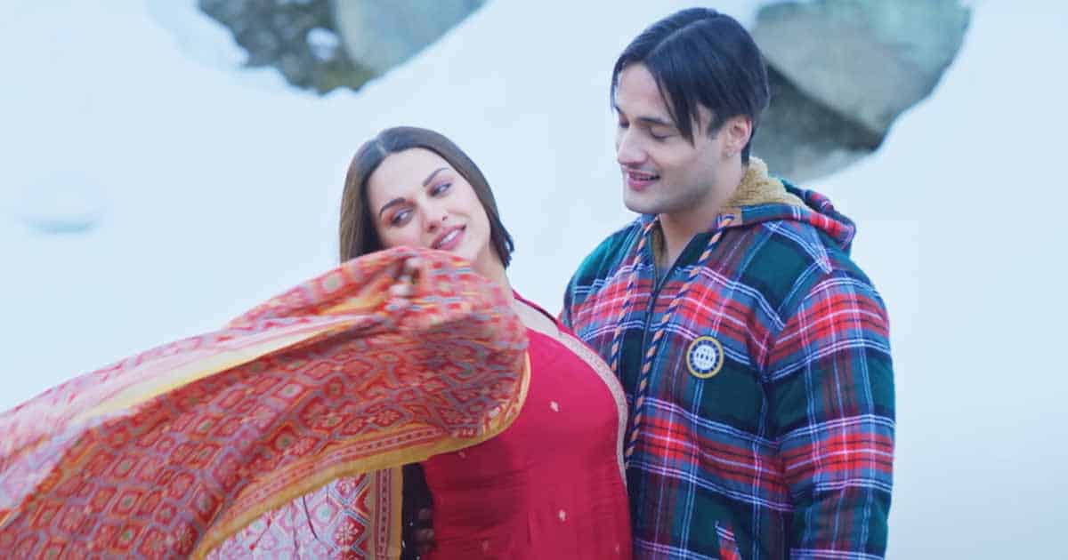 Ankit Tiwari collaborates with Asim Riaz, Himanshi Khurana for 'Gawara Nahi' music video